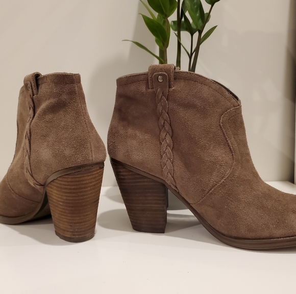 Vince Camuto Suede Booties - Picture 3 of 6